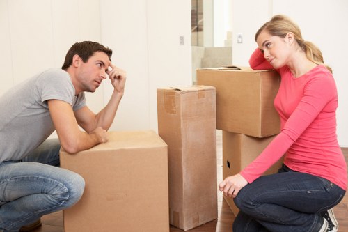 Local movers planning access and parking for a Newington property