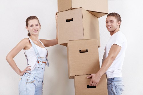 Trusted payment methods and secure moving service checkout for Newington